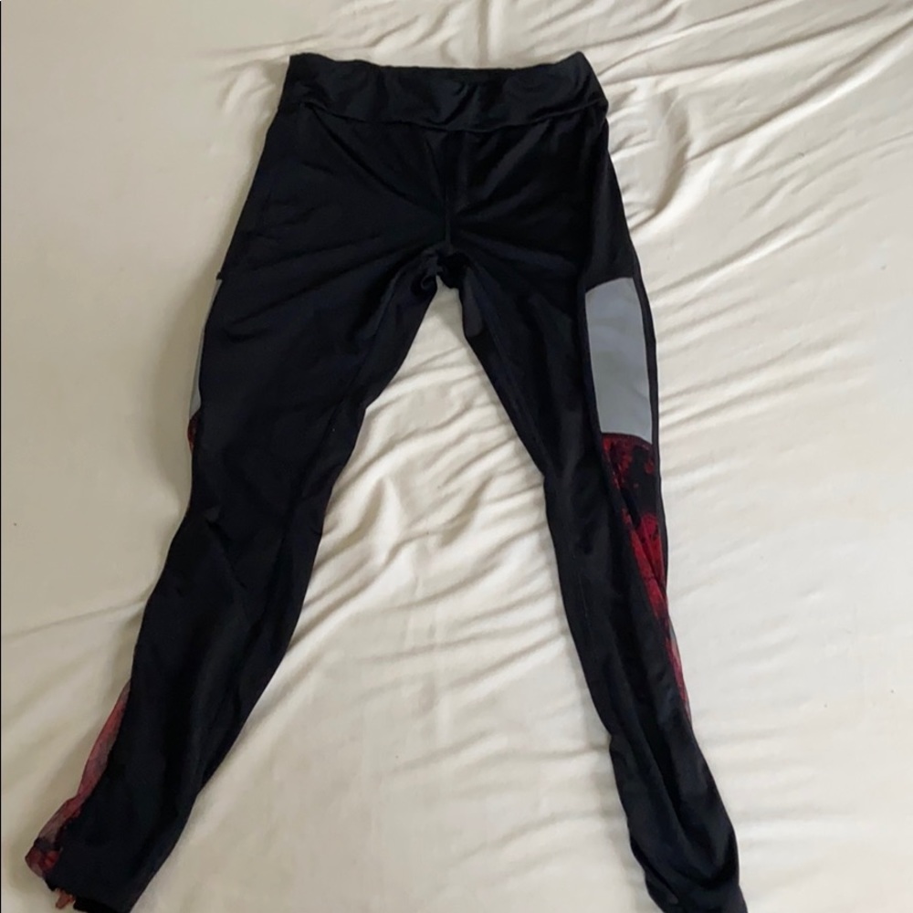 Black Leggings with Silver and Mesh Red/Black side